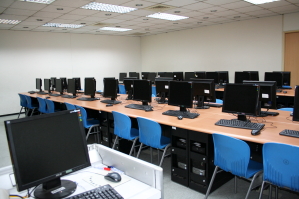 電腦教室 402