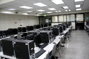 電腦教室 401